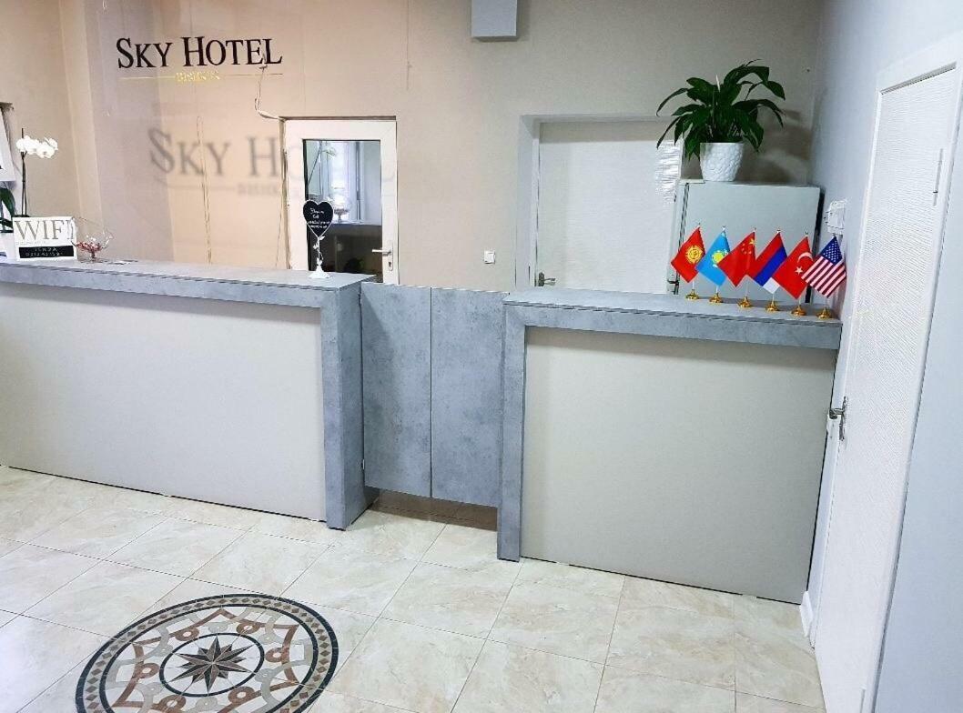 Sky Hotel 비슈케크 외부 사진